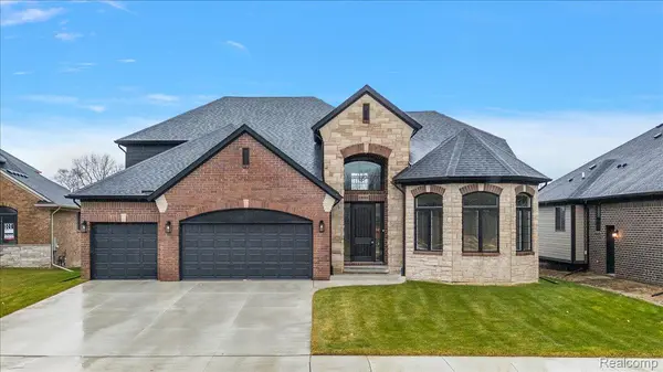 24021 Sawgrass DR, Macomb Township, MI 48042