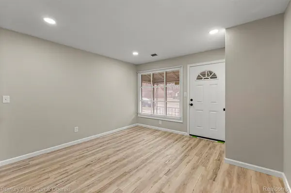 Redford, MI 48239,11384 Sioux