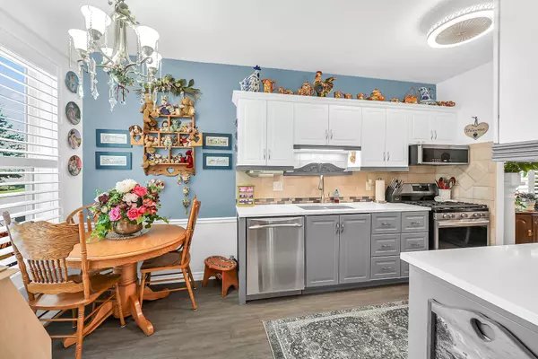 Hamilton, ON L9K 1L7,20 Kitty Murray LN #29