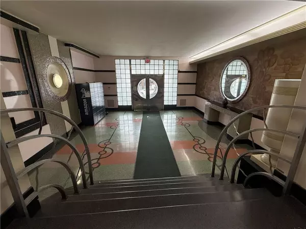 Brooklyn, NY 11230,1717 Avenue N #6H