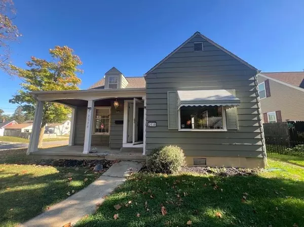 2038 Copeman BLVD, Flint, MI 48504