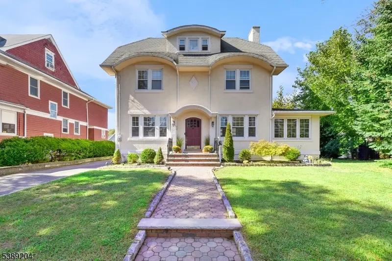 Rutherford Boro, NJ 07070,86 Wheaton Pl