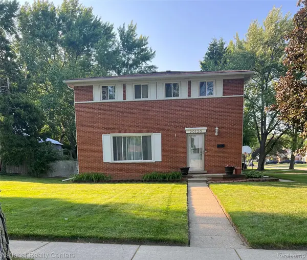 20120 N Covington Pkwy, Southfield, MI 48076