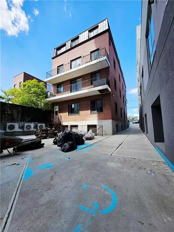 Brooklyn, NY 11219,1058 62nd ST