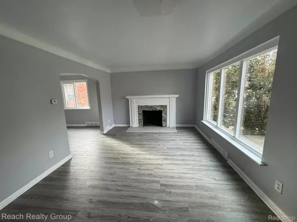 Detroit, MI 48219,19105 CURTIS ST