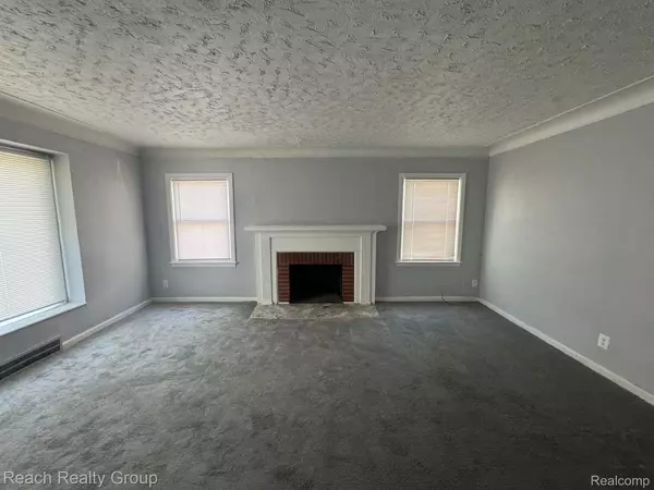 Detroit, MI 48224,10420 LAKEPOINTE ST