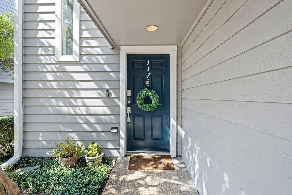 9222 Church Road #117, Dallas, TX 75231