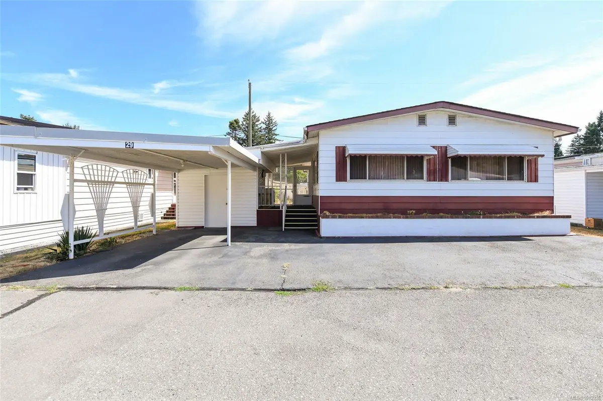 Comox, BC V9M 3X8,1240 Wilkinson Rd #29