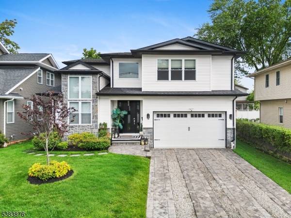 86 Levitt Ave, Bergenfield Boro, NJ 07621