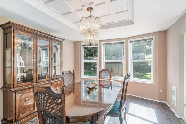 Parksville, BC V9T 2T3,1122 Popham Rd