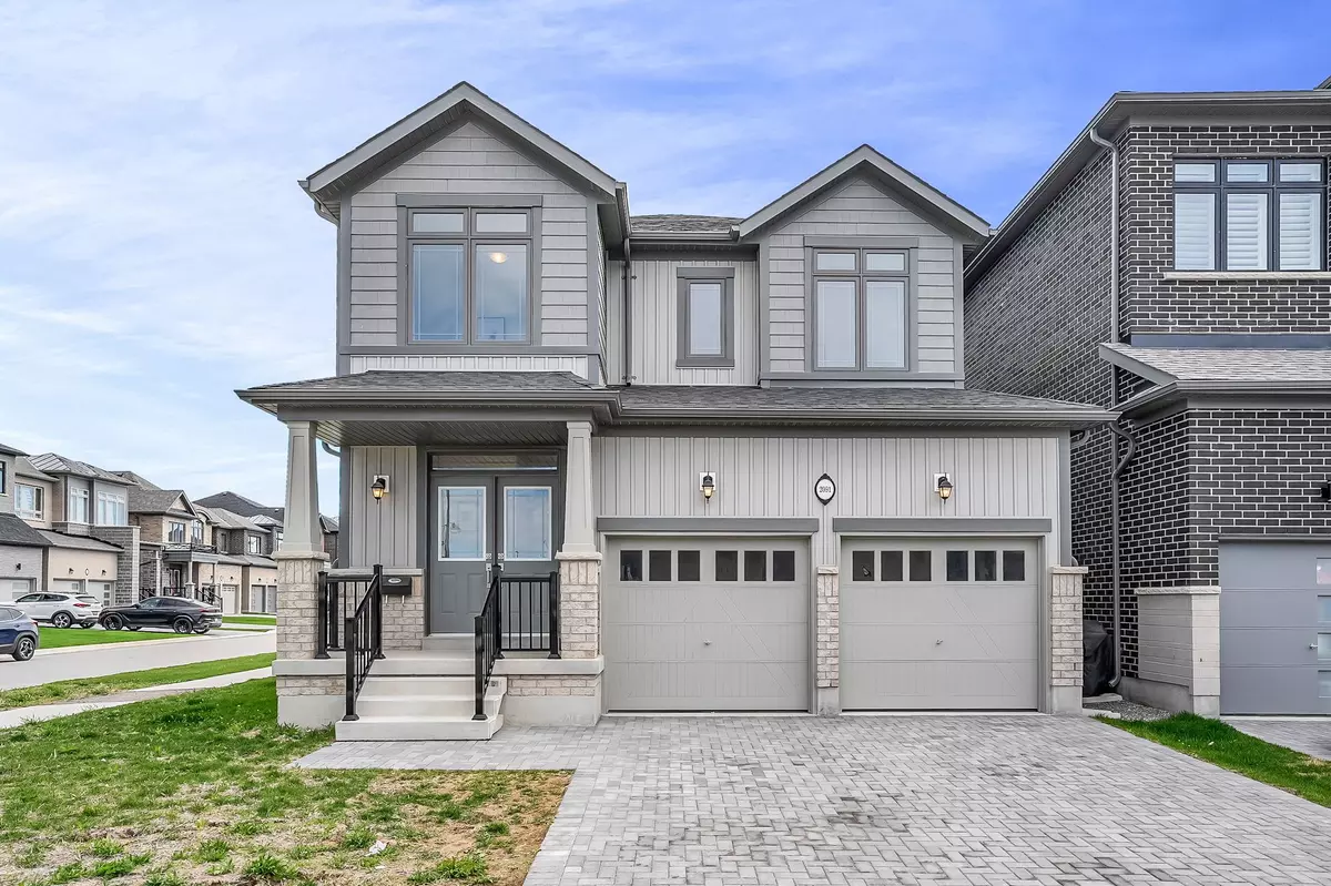 Oshawa, ON L1L 0T9,2091 Hallandale ST #Main-Upper