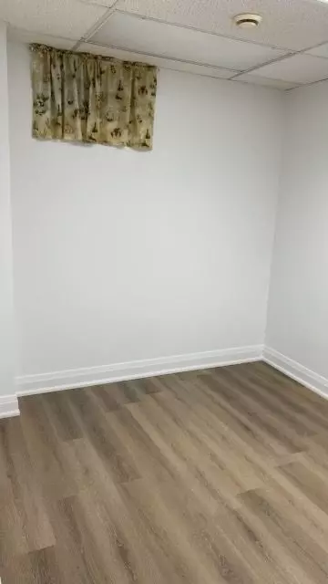 Pickering, ON L1X 2C9,1631 Baggins ST #Basement