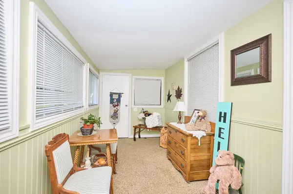 Niagara Falls, ON L2G 6J7,4013 Welland ST