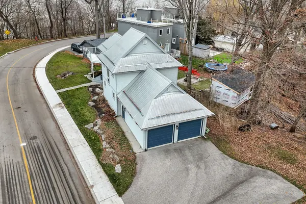 Central Elgin, ON N5L 1G2,379 Front ST