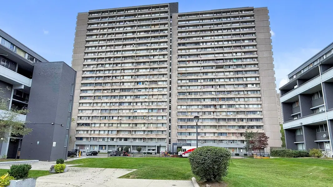 10 Sunny Glenway #1202, Toronto C11, ON M3C 2Z3