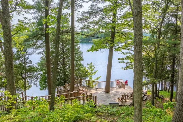 Muskoka Lakes, ON P1L 2G7,1143 Leonard Lake 1 RD