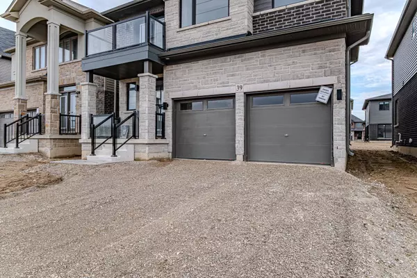 Brantford, ON N3T 0X1,39 Mair AVE