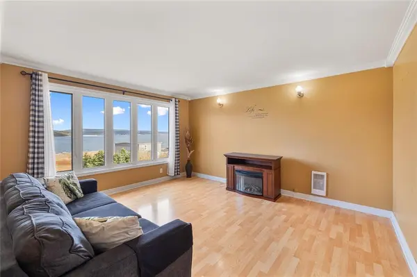 5 Deans Lane, Trepassey, NL A0A 4B0