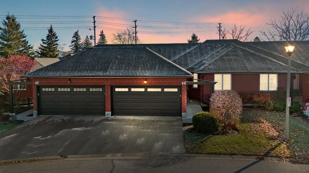 Cambridge, ON N1R 8L6,10 Isherwood AVE #46