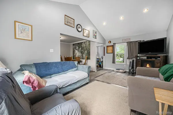 Waterford, MI 48329,4415 Monroe AVE