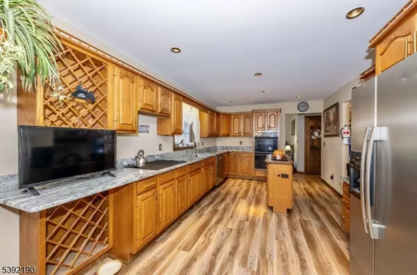 Vernon Twp., NJ 07418,10 WEST GATE DRIVE