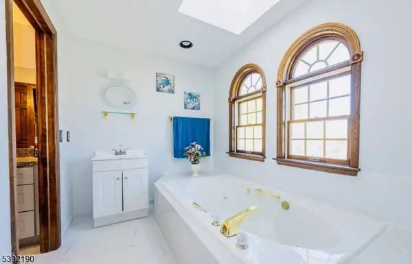 Vernon Twp., NJ 07418,10 WEST GATE DRIVE