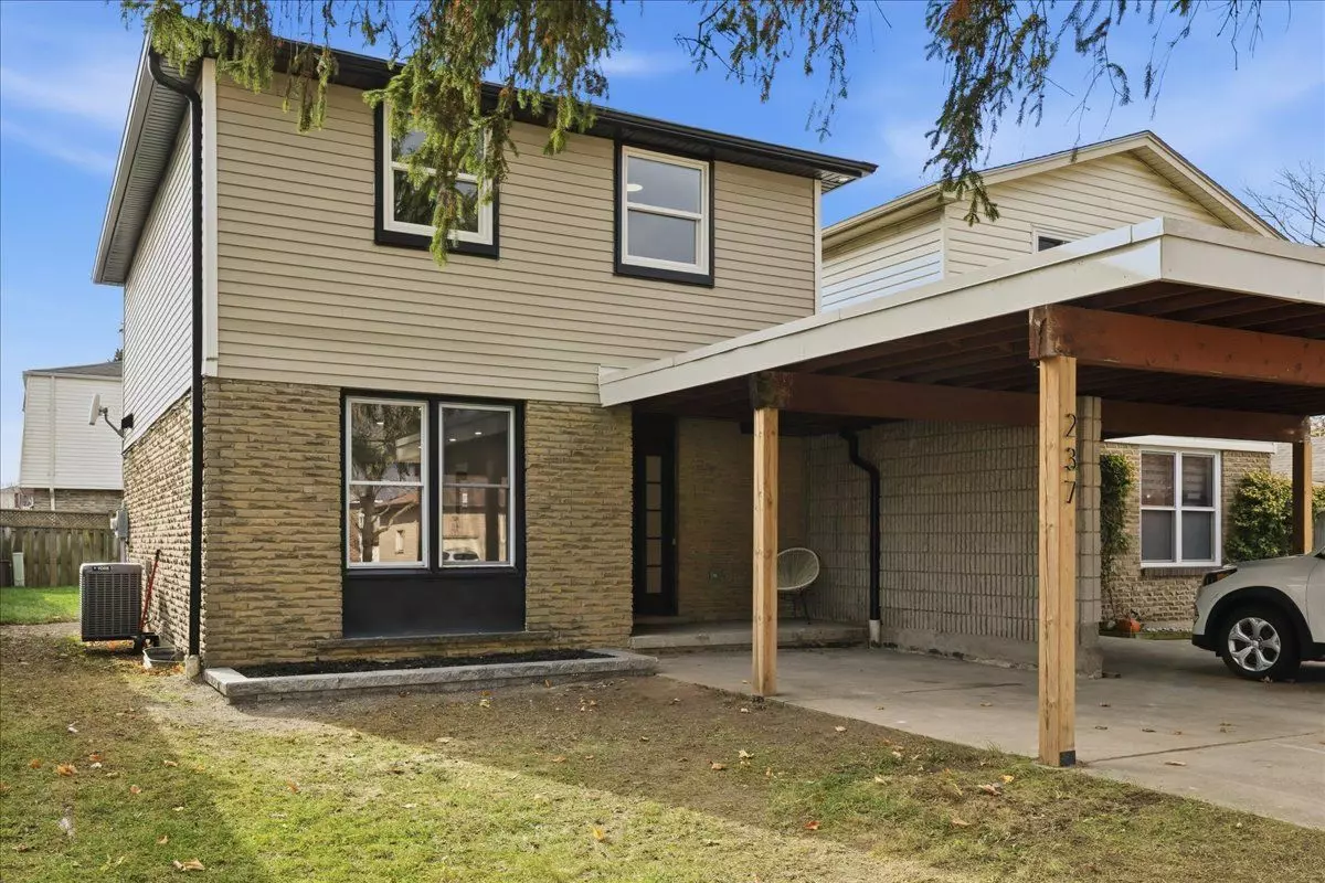 Stratford, ON N5A 3B6,237 Willow ST