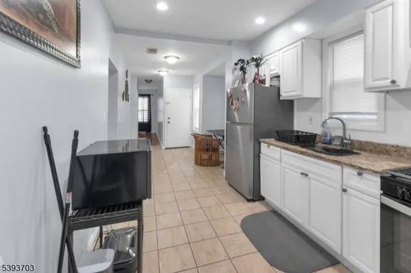 Newark City, NJ 07103,399 S 8Th St