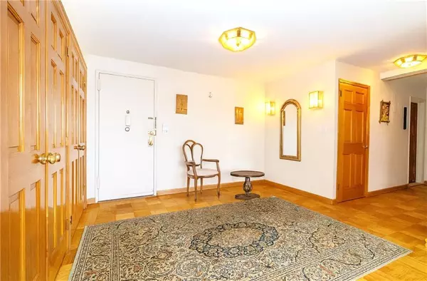 Brooklyn, NY 11235,50 Brighton 1st RD #2K