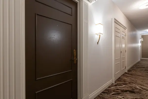 Toronto C14, ON M2N 7B2,880 Grandview WAY #1605