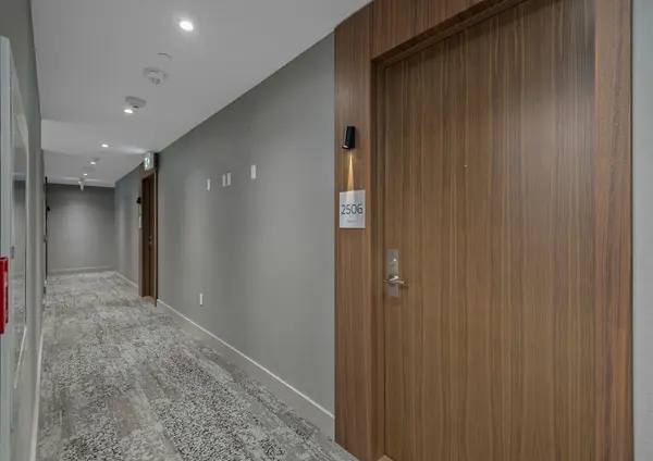 Toronto W01, ON M6S 0B1,1928 lakeshore BLVD W #2506