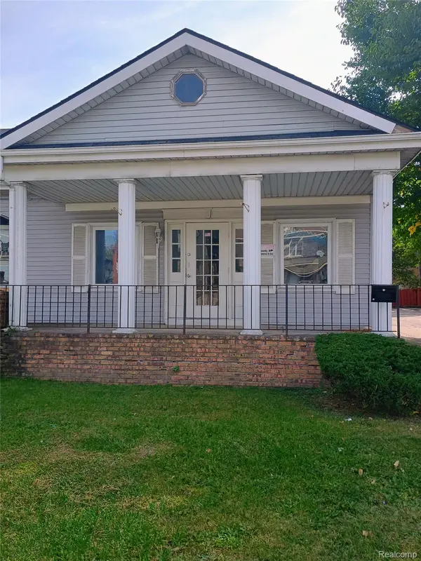 Pontiac, MI 48341,363 W Huron ST