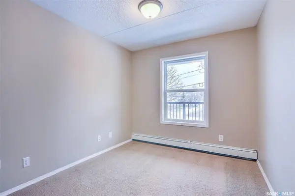 Prince Albert, SK S6V 5A8,1901 1 1/2 AVENUE W #202