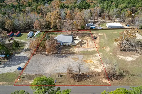 855 County Road 3440, Hawkins, TX 75765