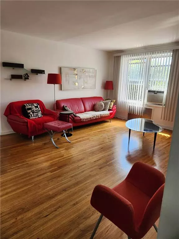 Gravesend, NY 11223,367 Avenue S #4A