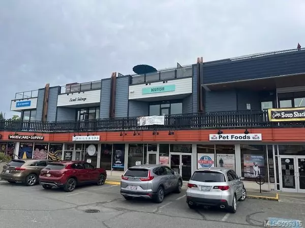 Comox, BC V9M 3M9,215 Port Augusta St #17