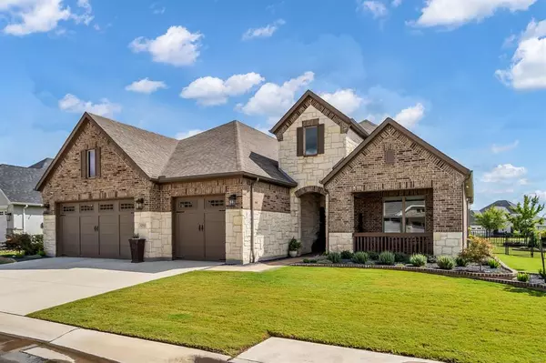 12513 Blue Granite Drive,  Denton,  TX 76207
