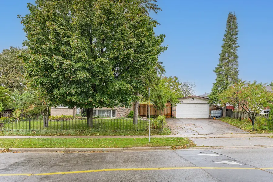 152 Kinzie AVE, Kitchener, ON N2A 2J8