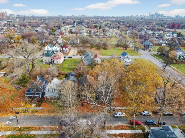 Detroit, MI 48210,6536 Firwood ST