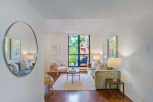 Toronto C09, ON M4T 1T7,30 Glen Elm AVE #305