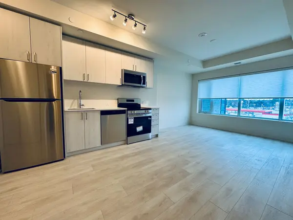 Milton, ON L9T 9N7,8020 Derry RD #304