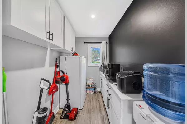 Kawartha Lakes, ON K0L 2W0,74 Cowans CRES