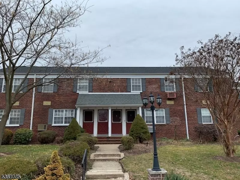 2C W Colfax Ave #C, Roselle Park Boro, NJ 07204