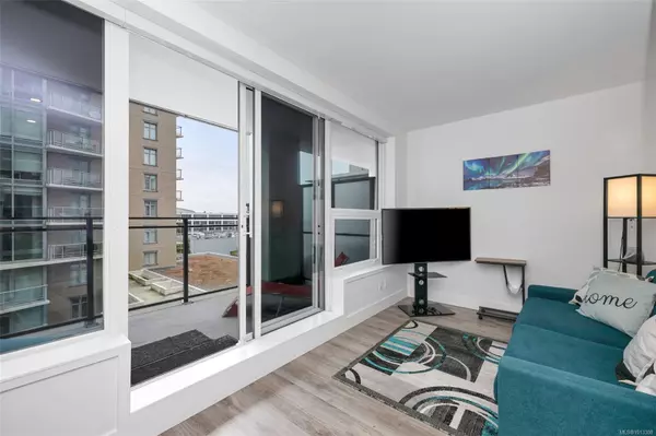 Victoria, BC V8T 0C7,777 Herald St #709