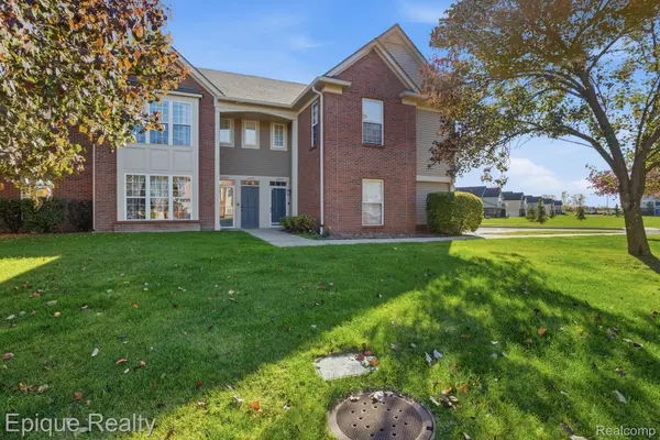 Chesterfield, MI 48051,51848 Adler Park DR E #75