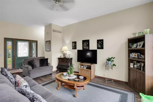 Brighton, MI 48116,8127 Goldenrod CT