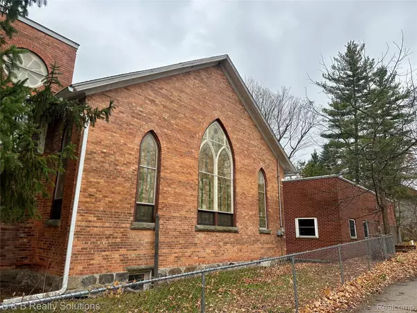 Mayville, MI 48744,6080 Fulton ST