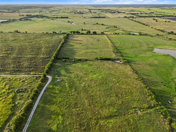 Krum, TX 76249,16384 FM  1173