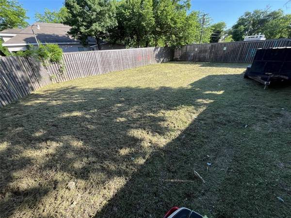 Dallas, TX 75214,115 S Saint Mary Avenue