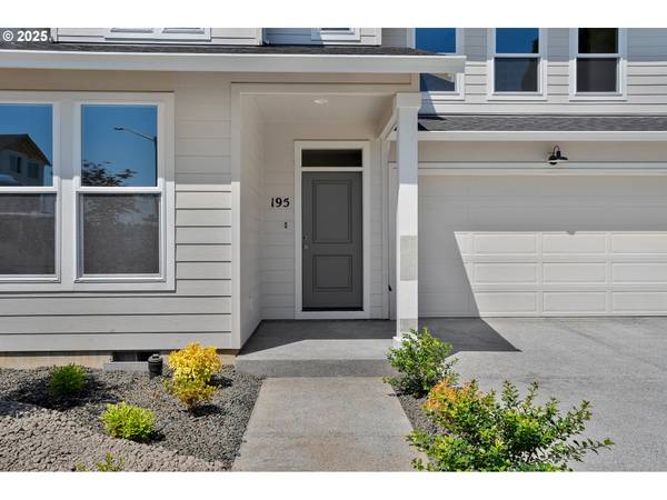 195 SE ACACIA DR, Gresham, OR 97080